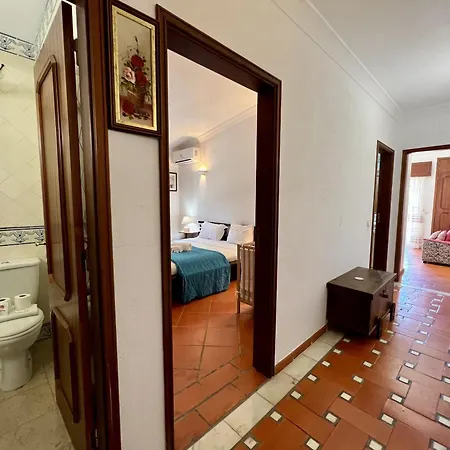 Alvor Traditional With Pool By Homing *