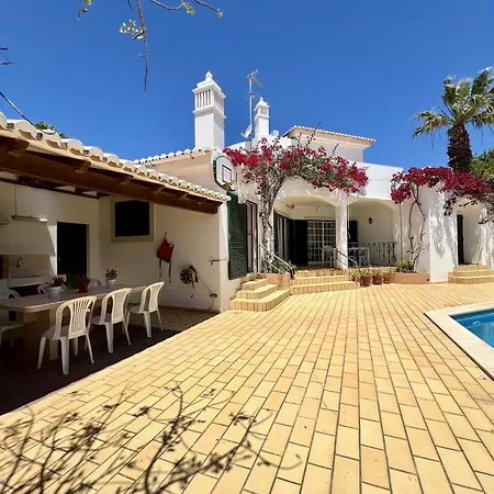 Alvor Traditional With Pool By Homing * Mexilhoeira da Carregacao