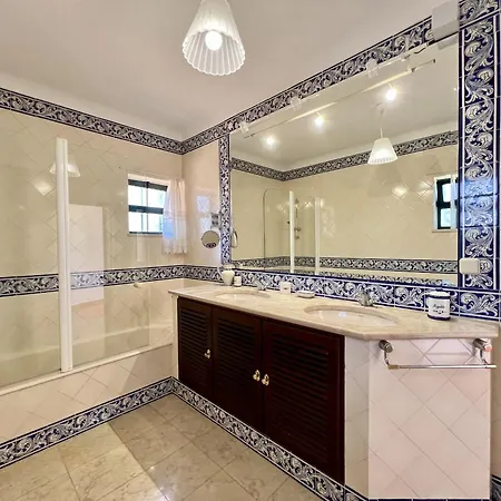 Alvor Traditional With Pool By Homing Mexilhoeira da Carregacao