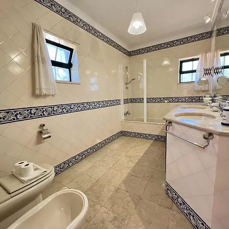 Alvor Traditional With Pool By Homing * Mexilhoeira da Carregacao