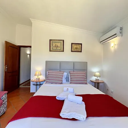 וילה Alvor Traditional With Pool By Homing *