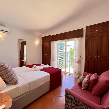 Alvor Traditional With Pool By Homing וילה
